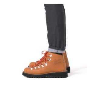 Dancer Mountain Light Cascade Boot - women’s 8